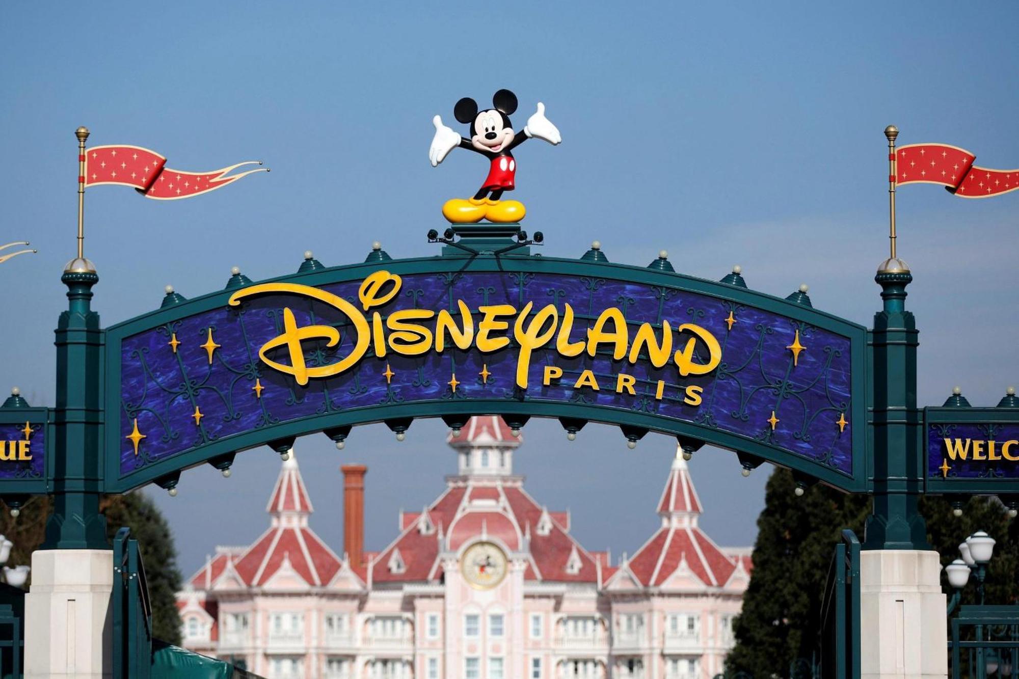 La Royaute A 22 Min De Disneyland Et Center Parcs Meaux Exterior photo