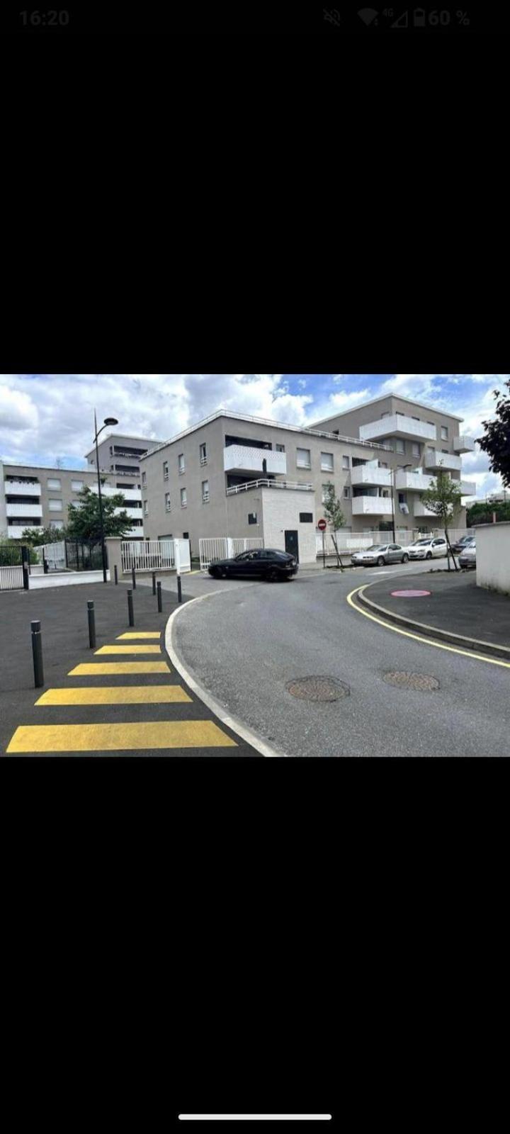 La Royaute A 22 Min De Disneyland Et Center Parcs Meaux Exterior photo